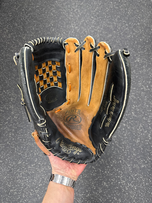 Vist Large View of Product Image Which is Used Rawlings RBG140CP BB/SB Glove RH Throw None 14"
