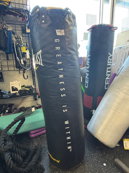 Vist Large View of Product Image Which is Used Everlast 100LB HEAVY BAG Boxing Heavy Bag Black 100 lb
