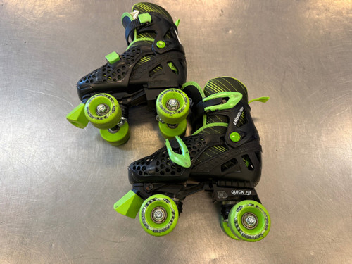 Vist Large View of Product Image Which is Used RollerDerby ENERGY FLEX ADJ 12-2 Junior Roller Quad Skates Black Junior 01
