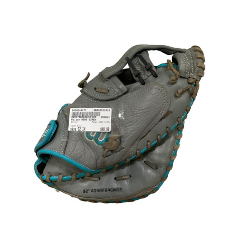 Vist Large View of Product Image Which is Used Wilson A500 SIREN BB/SB Catchers RH Throw Grey 32"