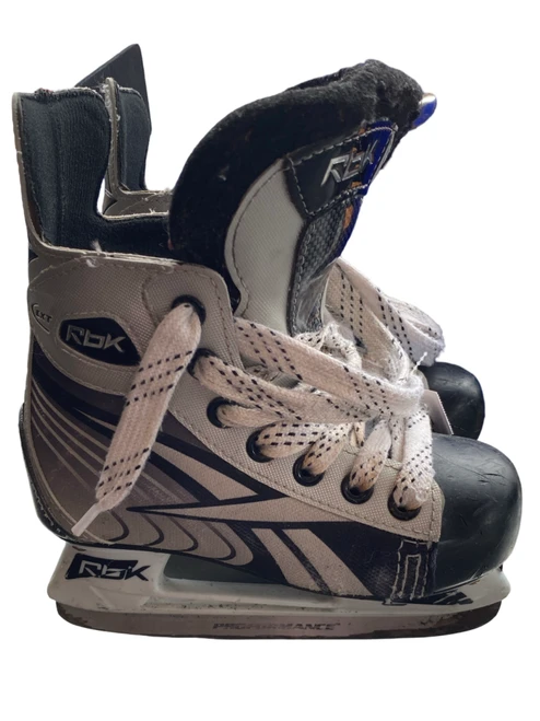 Vist Large View of Product Image Which is Used Reebok EST Junior Hockey Skate Junior 03