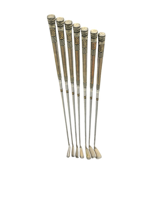 Vist Large View of Product Image Which is Used Spalding EXECUTIVE Mens Iron Set RH 4I-PW