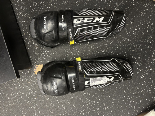 Vist Large View of Product Image Which is Used CCM VECTOR Junior Shin Guards Black 11"