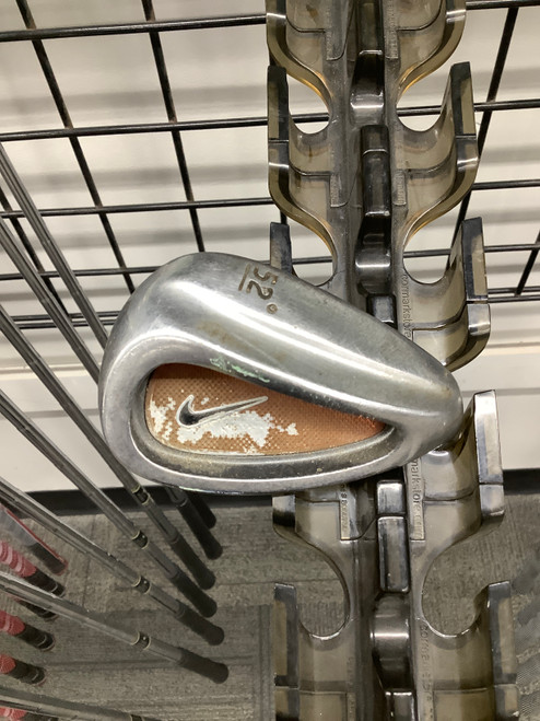 Vist Large View of Product Image Which is Used Nike VAPOR Golf Wedge Mens RH 52 Degree