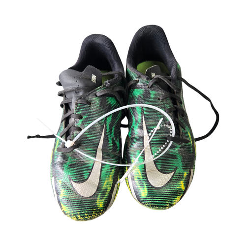 Vist Large View of Product Image Which is Used Nike Soccer Cleats Green Junior 01
