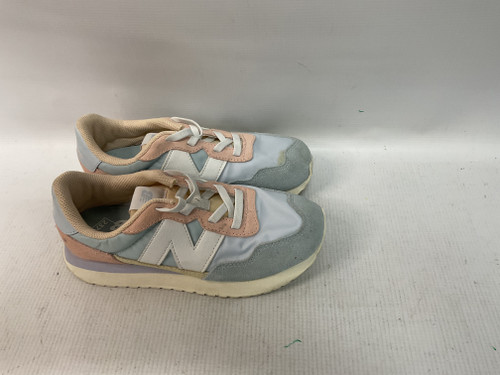 Vist Large View of Product Image Which is Used New Balance Running/X-Train Shoes Y