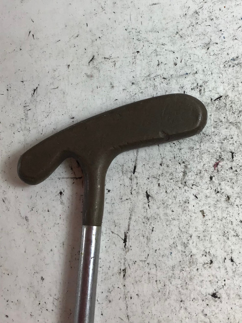 Vist Large View of Product Image Which is Used Acushnet BULLS EYE Mens Putter RH