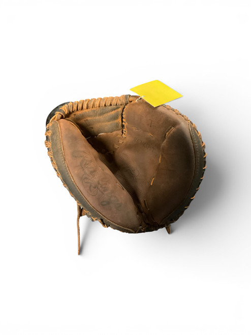 Vist Large View of Product Image Which is Used Rawlings RAWLINGS MARK OF A PRO 32.5IN RHT BB/SB Catchers RH Throw Brown 32 1/2"