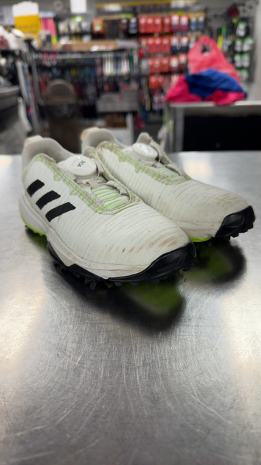 Vist Large View of Product Image Which is Used Adidas Jr Golf Shoes White Junior 02