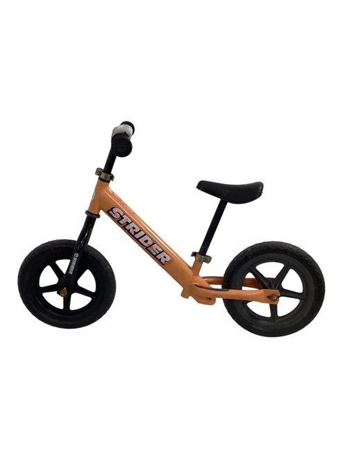 Vist Large View of Product Image Which is Used Strider CLASSIC Balance Bike