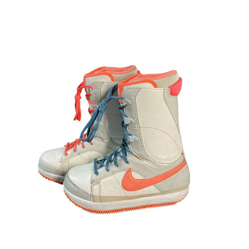 Vist Large View of Product Image Which is Used Nike ZOOM Womens Snowboard Boots White Senior 8.5