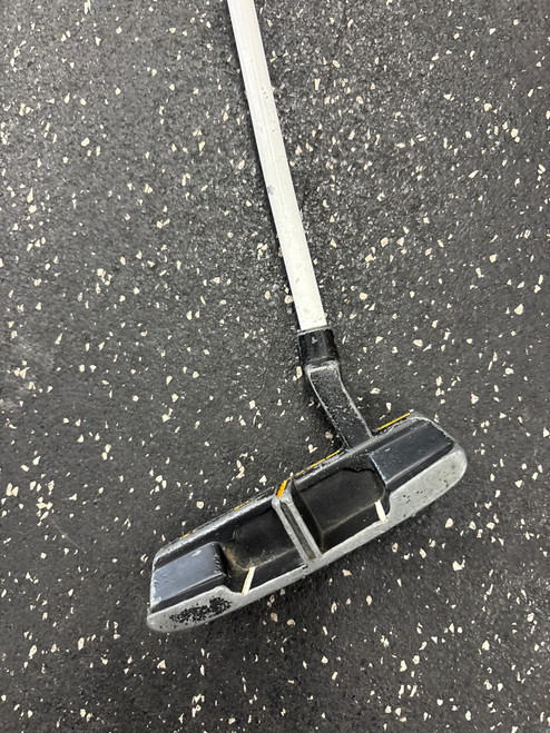 Vist Large View of Product Image Which is Used LION PUTTER Mens Putter LH