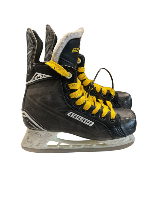 Vist Large View of Product Image Which is Used Bauer SUPREME S140 SZ 5 Intermediate Hockey Skate Intermediate 5.0