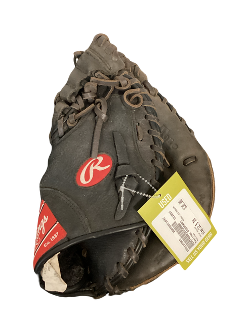 Vist Large View of Product Image Which is Used Rawlings D325BWCM BB/SB Catchers RH Throw Black 32 1/2"