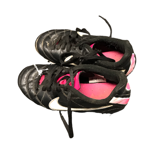 Vist Large View of Product Image Which is Used Nike Soccer Cleats Black Youth 12.0
