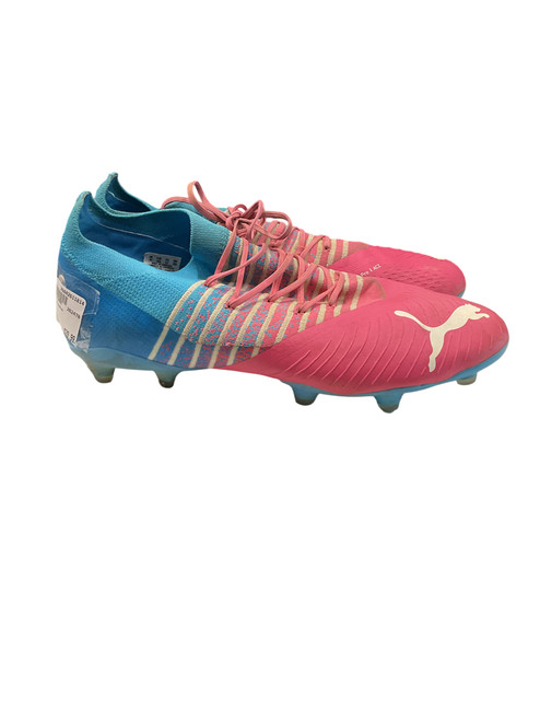Vist Large View of Product Image Which is Used Puma Soccer Cleats Pink Senior 12