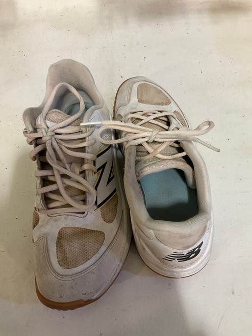 Vist Large View of Product Image Which is Used Nike BASEBALL TURF SHOES Other Clothing White Senior