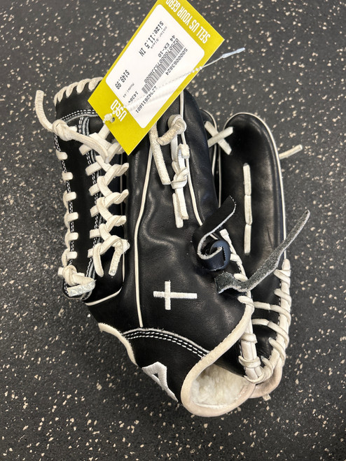 Vist Large View of Product Image Which is Used 44 EX-10 BB/SB Glove RH Throw Black 11 1/2"