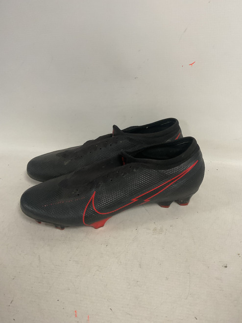Vist Large View of Product Image Which is Used Nike VAPOR BB/SB Cleats Black Youth 11.0