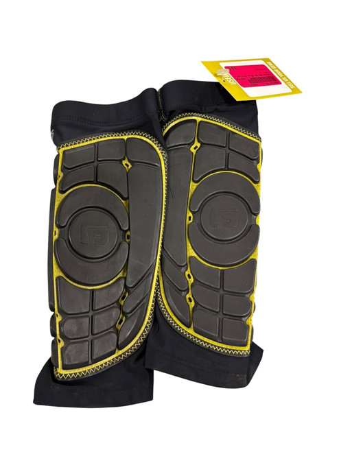 Vist Large View of Product Image Which is Used G-Form BB/SB Shin/Foot Protector Black