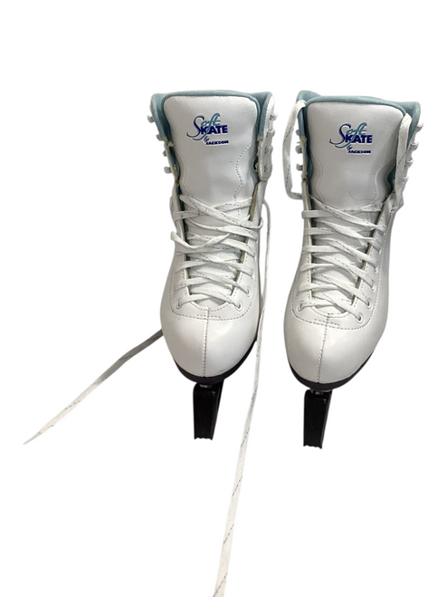 Vist Large View of Product Image Which is Used Jackson SOFT SKATE GS180 WomensFigure Skate White Senior 8