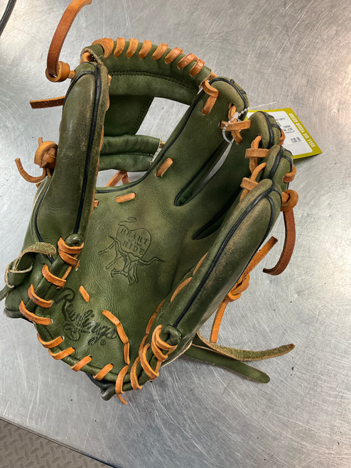 Vist Large View of Product Image Which is Used Rawlings HEART OF THE HIDE PROR234-2MGT BB/SB Glove RH Throw Green 11 1/2"