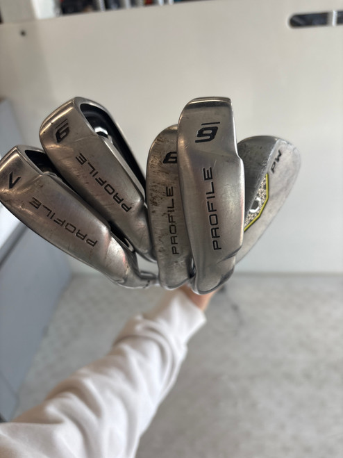 Vist Large View of Product Image Which is Used Wilson PROFILE SGI Mens Iron Set LH 6I-PW