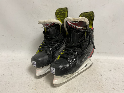 Vist Large View of Product Image Which is Used Bauer VAPOR X2.9 Intermediate Hockey Skate Intermediate 5.5