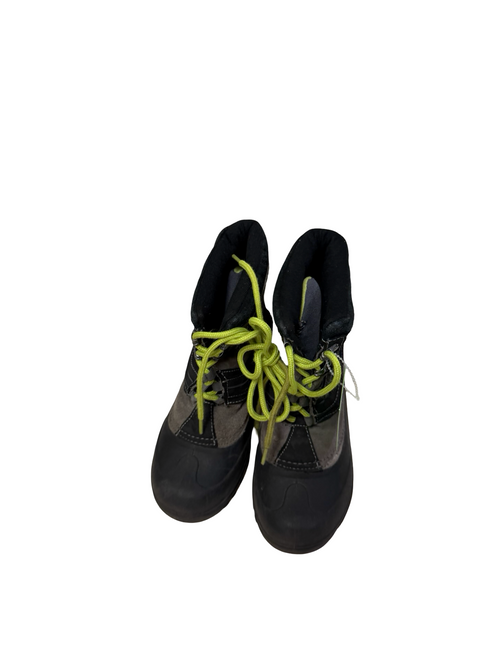 Vist Large View of Product Image Which is Used Snow Boots Size 2