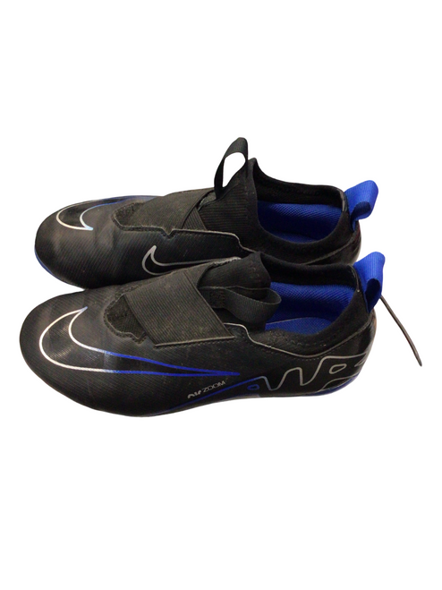 Vist Large View of Product Image Which is Used Nike Soccer Cleats Black Junior 01.5
