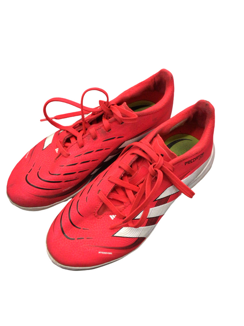 Vist Large View of Product Image Which is Used Adidas Soccer Indoor Shoes Red Junior 04