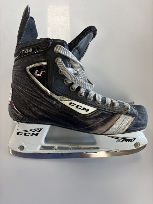 Vist Large View of Product Image Which is Used CCM U 06 Senior Hockey Skate Senior 8.5