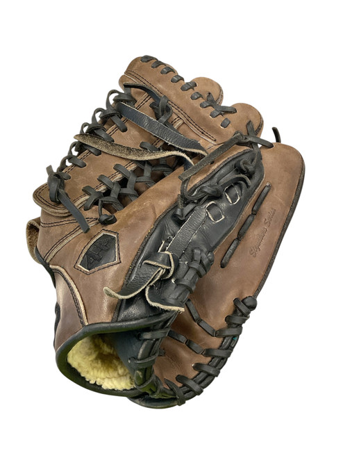 Vist Large View of Product Image Which is Used 44 PRO JP11 BB/SB Glove RH Throw Brown 11 3/4"