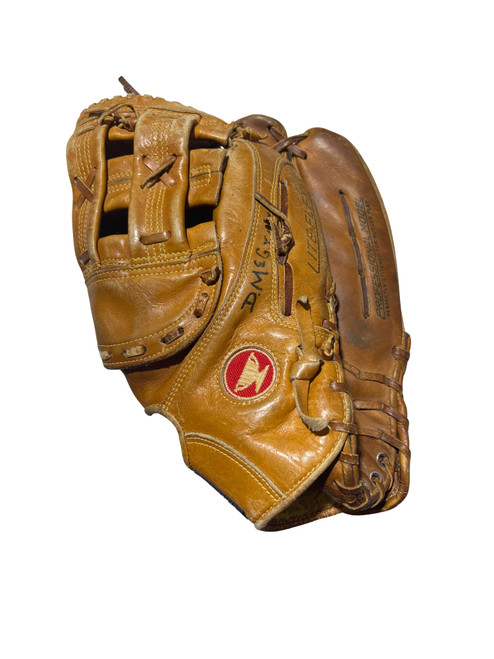 Vist Large View of Product Image Which is Used Mizuno MTS-3 BB/SB Glove RH Throw Tan 13"