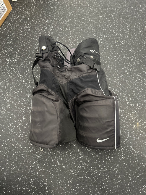 Vist Large View of Product Image Which is Used Nike QUEST 3 Junior Pant Black LG