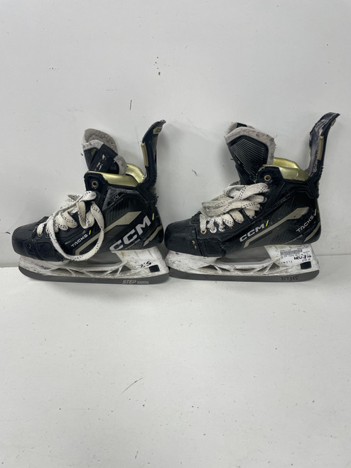 Vist Large View of Product Image Which is Used CCM TACKS AS-V Senior Hockey Skate Senior 7.5 (new= $750)