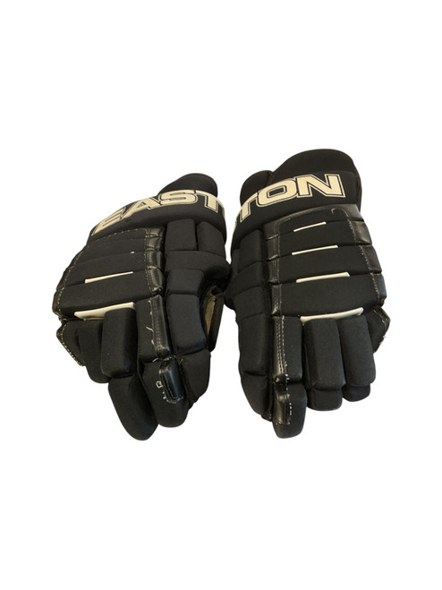 Vist Large View of Product Image Which is Used Easton SYNERGY Senior Gloves Black 15"