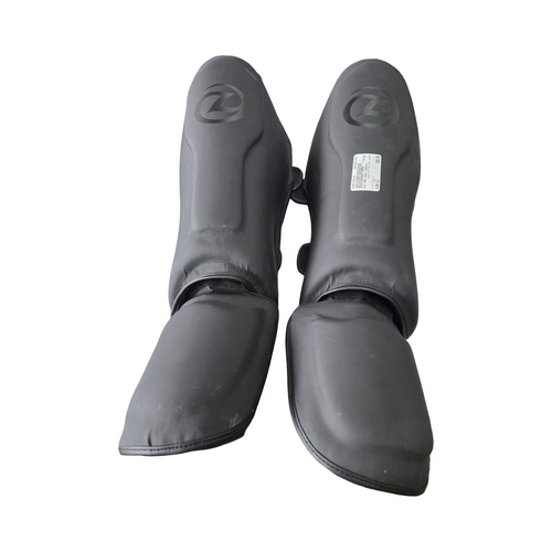 Vist Large View of Product Image Which is Used PRO MMA SHIN GUARDS Martial Arts Shin Pads Black LG