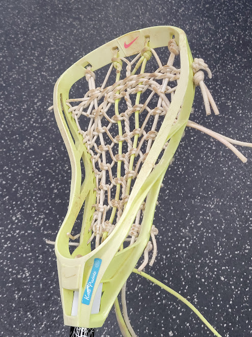 Vist Large View of Product Image Which is Used Nike ARISE X BRINE SHAFT Wmn Atk/Mid Complete Stick Yellow