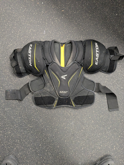 Vist Large View of Product Image Which is Used Easton STEALTH RS333 Senior Shoulder Pads MD
