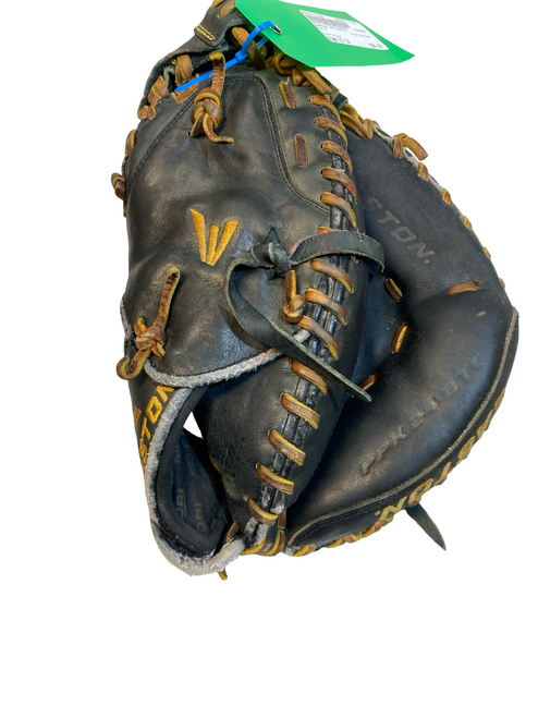 Vist Large View of Product Image Which is Used Easton PPK24DTC BB/SB Catchers RH Throw Black 33"