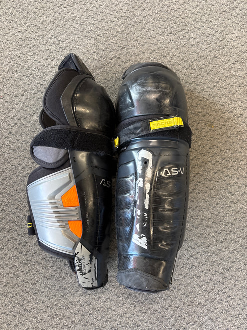 Vist Large View of Product Image Which is Used CCM TACKS ASV S/G Intermediate Shin Guards None 14"