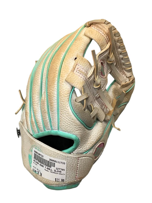 Vist Large View of Product Image Which is Used Wilson A02RB2410SWTP BB/SB Glove T-ball White 10"