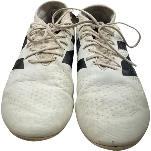 Vist Large View of Product Image Which is Used New Balance Soccer Cleats White Senior 9