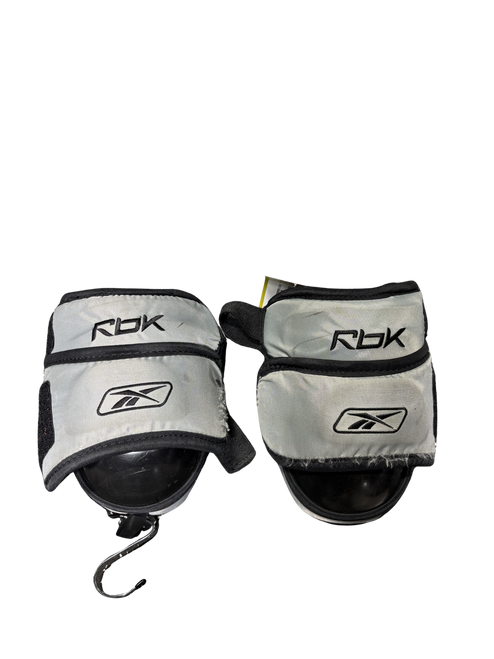 Vist Large View of Product Image Which is Used RITUAL INT Junior Knee Pad Grey MD