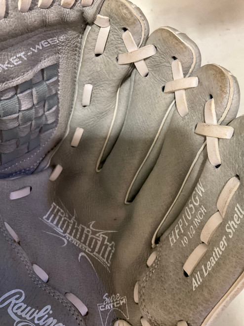 Vist Large View of Product Image Which is Used Rawlings HFP105GW BB/SB Glove RH Throw Grey 10 1/2"