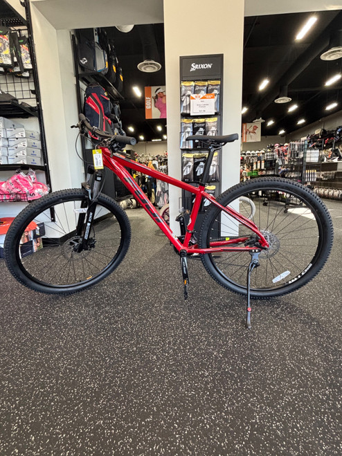 Vist Large View of Product Image Which is Used Fuji NEVADA Mountain Bike Mens Red 43-47cm - 17-18" - MD Frame