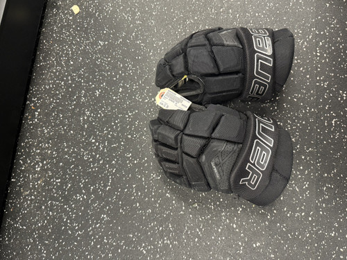 Vist Large View of Product Image Which is Used Bauer SUPREME 3S Junior Gloves Black 12"