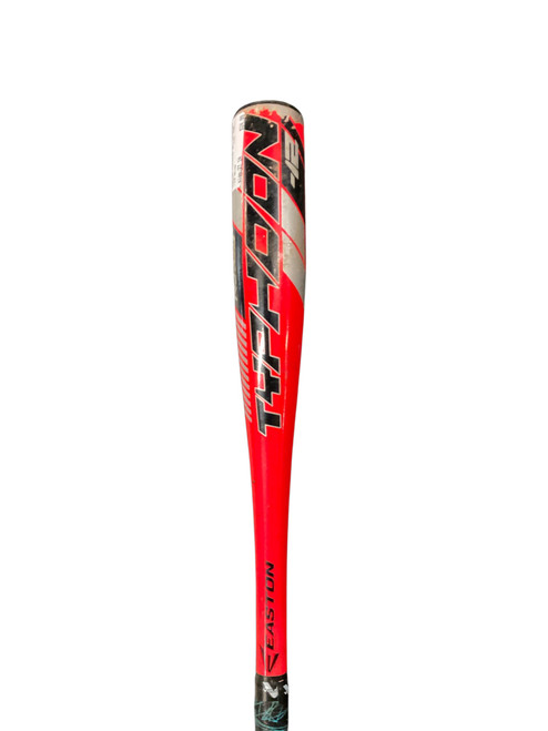 Vist Large View of Product Image Which is Used Easton TYPHOON BB/SB USA 2 1/4 Bat 27"