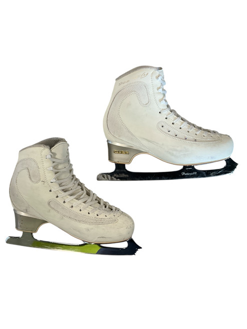 Vist Large View of Product Image Which is Used EDEA 250 WomensFigure Skate White Senior 7